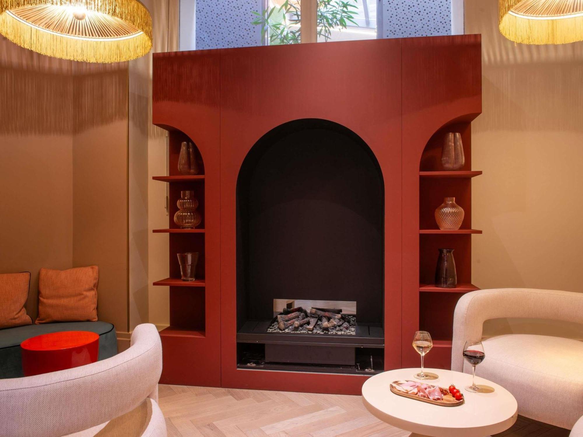 Mercure Pigalle Sacre Coeur Hotel 4*